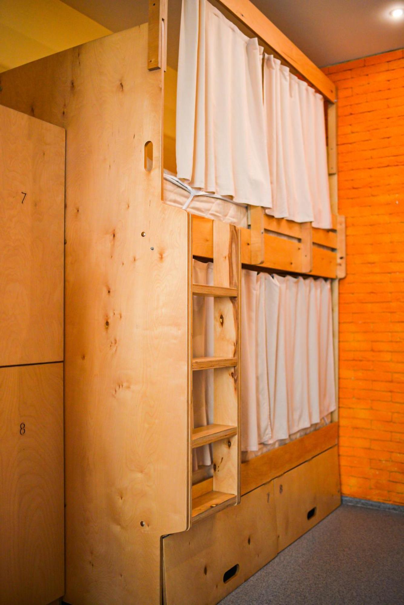 Hostel Forum Астана Экстерьер фото